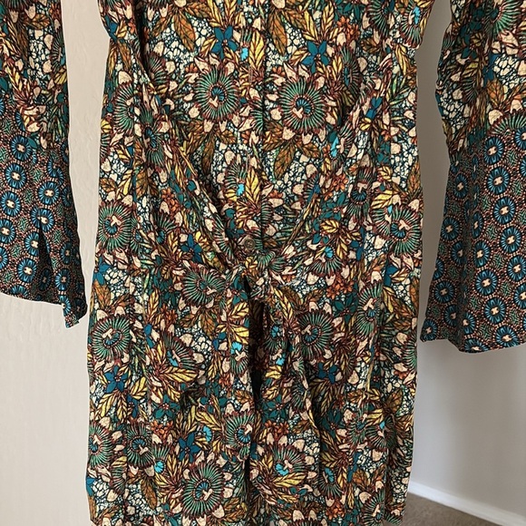 Heyson Floral Green Dress with Blue Accents - Picture 3 of 6
